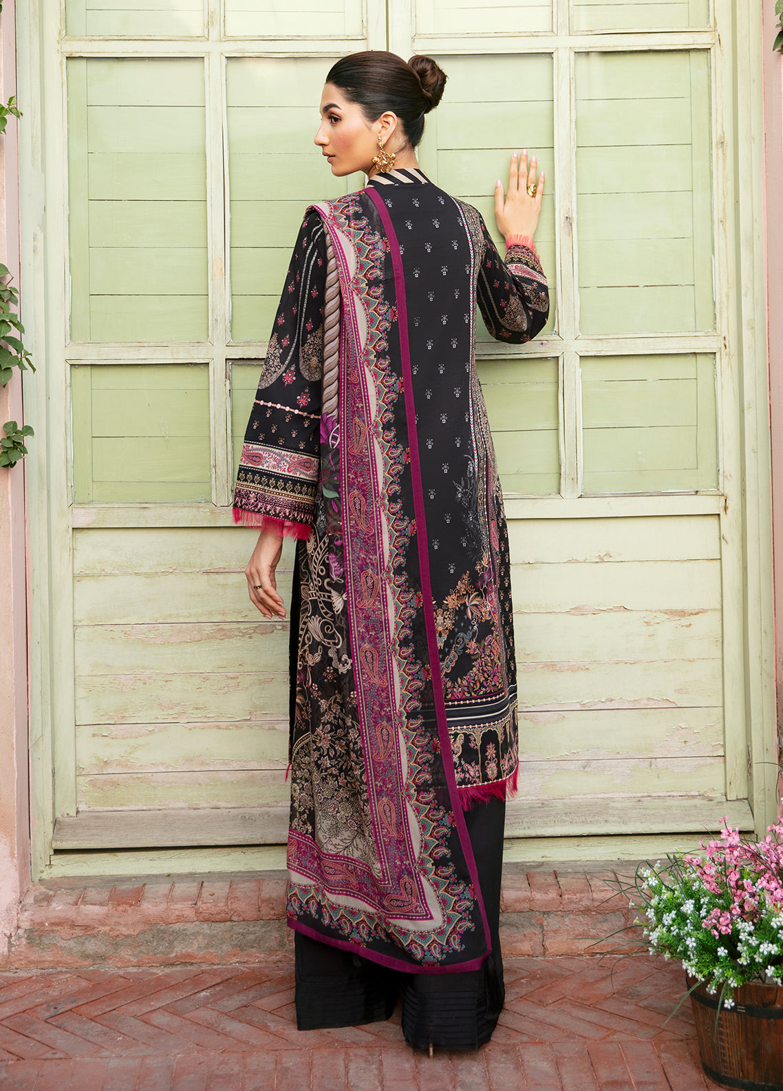 Gulaal Summer Glow Lawn Volume-3 Unstitched 3-Piece Suit - GL-L-24V3-06-ANDREA