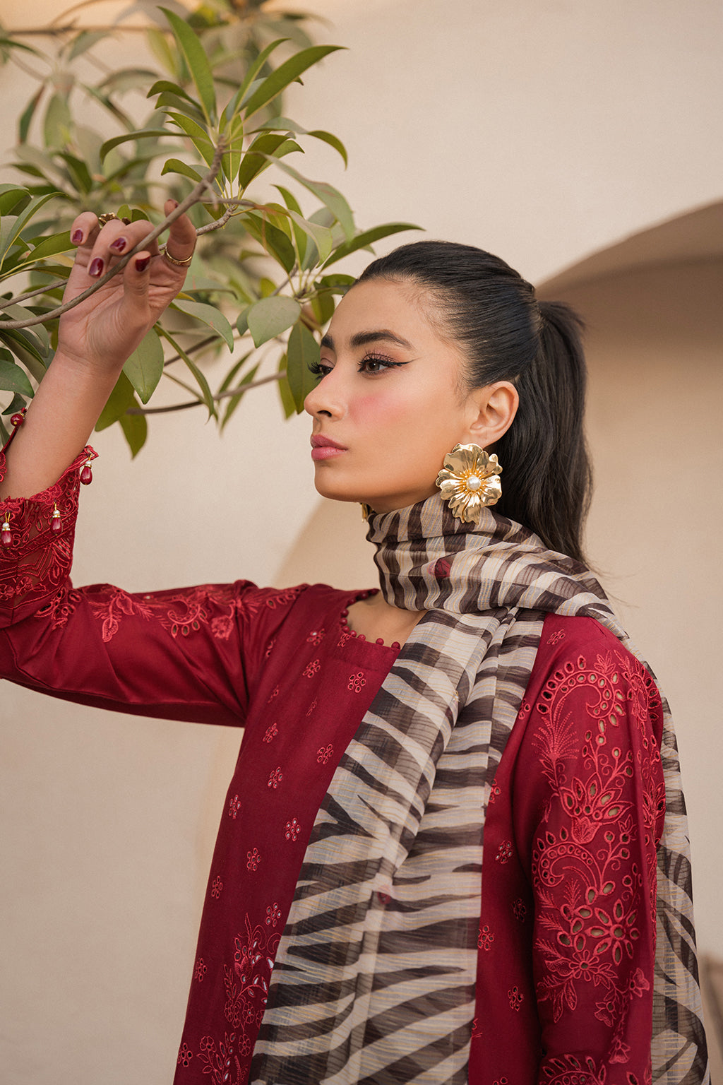 Neeshay Symphony Lawn Unstitched 3-Piece Suit - CADENCE