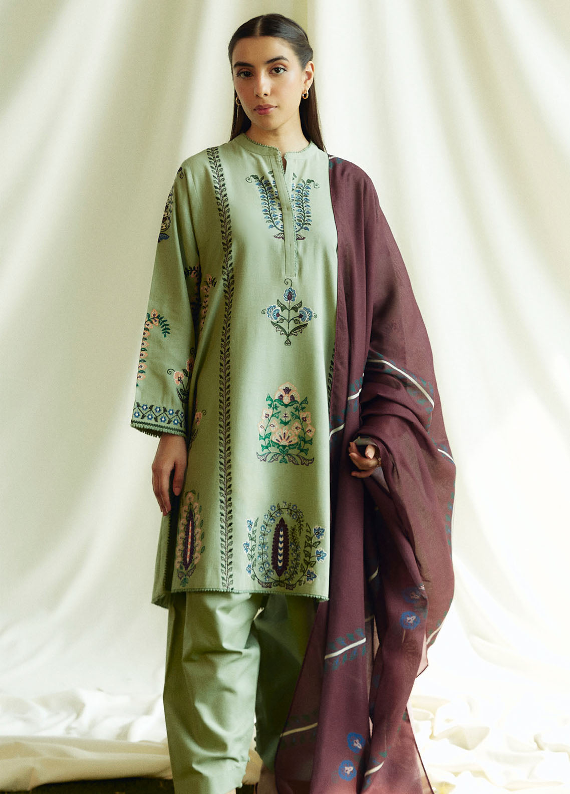 Coco Luxury Winter by Zara Shahjahan Unstitched 3-Piece Suit - CW-ZS-3B