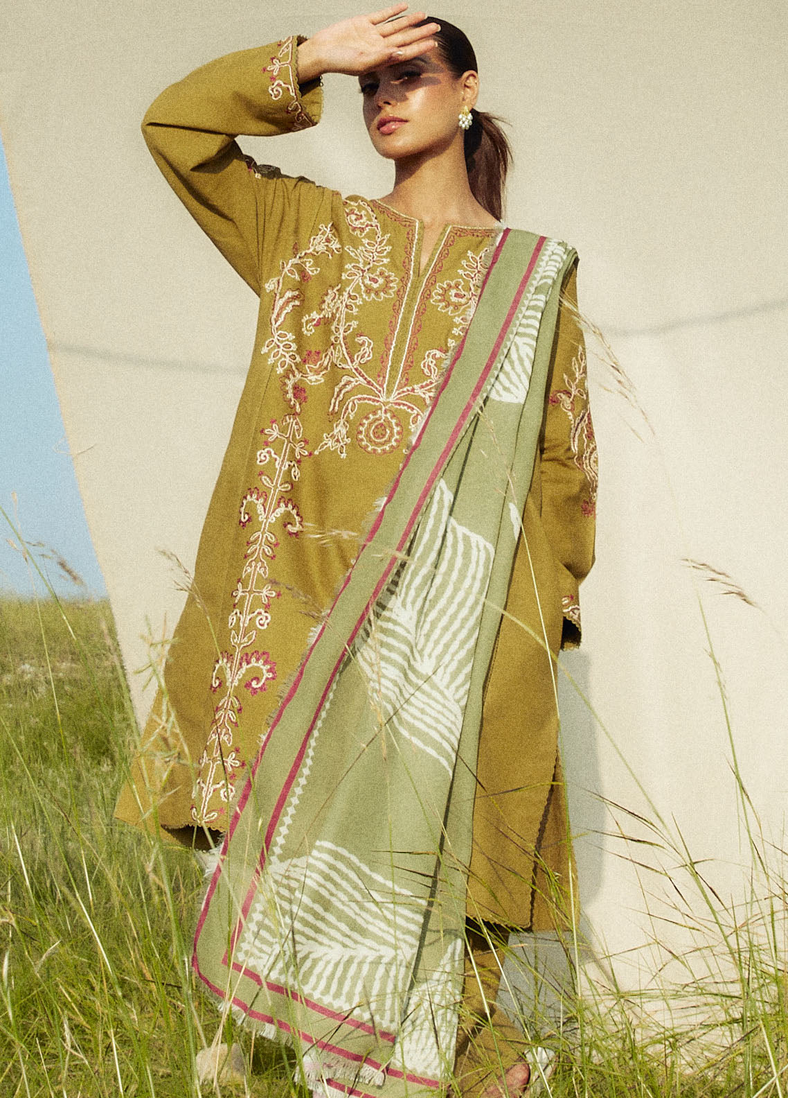 Coco Luxury Winter by Zara Shahjahan Unstitched 3-Piece Suit - CW-ZS-5A