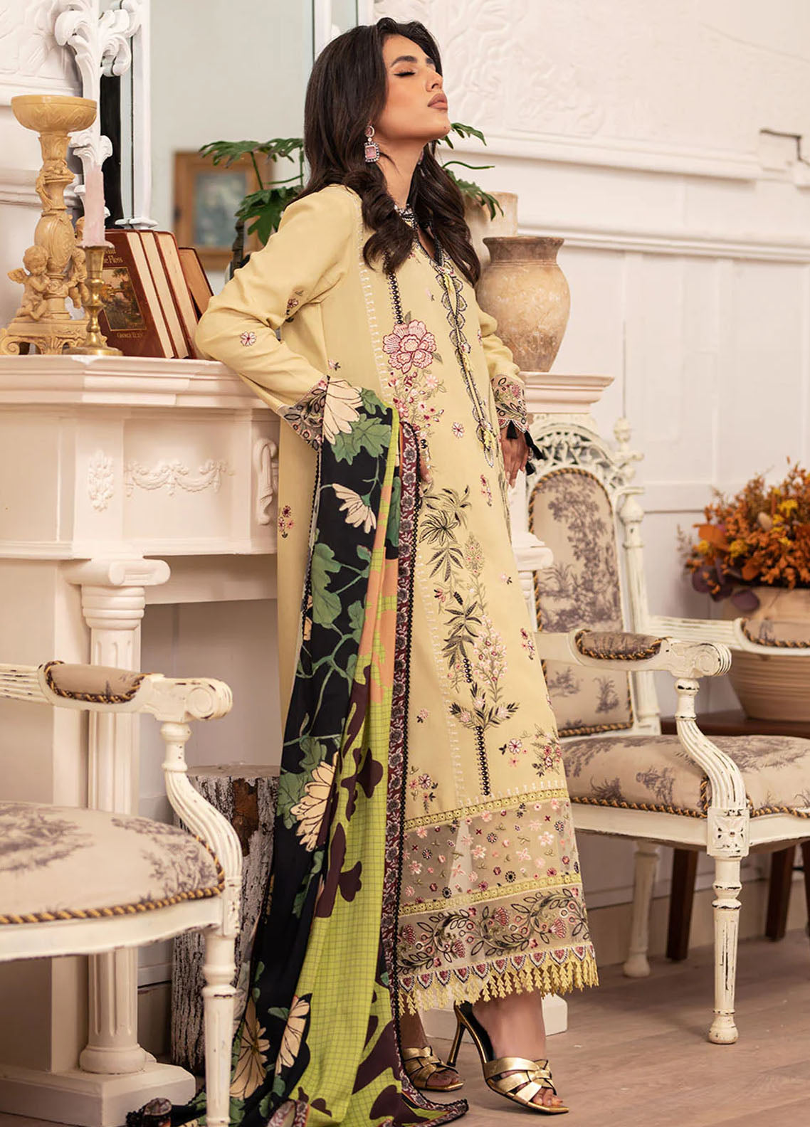 Roheenaz Meraki Winter Unstitched 3-Piece Suit - RMW-2A-EVIE
